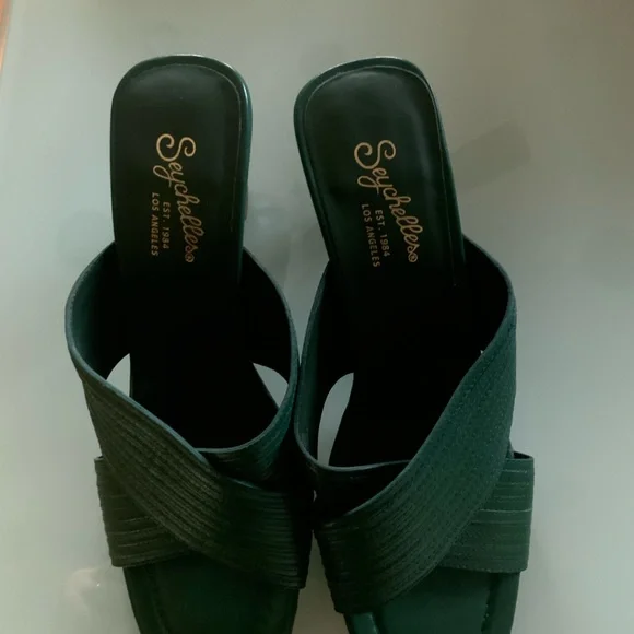 Seychelles Slide Sandals - Picture 3 of 5